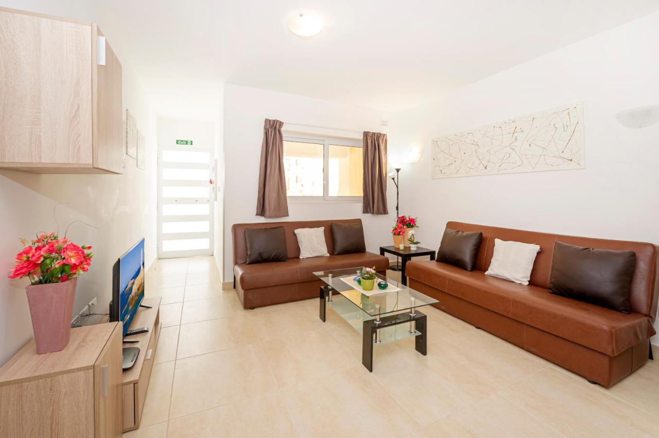 Summer Breeze 3 Bedroom Family Maisonette With Sunny Terrace In Mellieha - By Getawaysmalta Екстер'єр фото