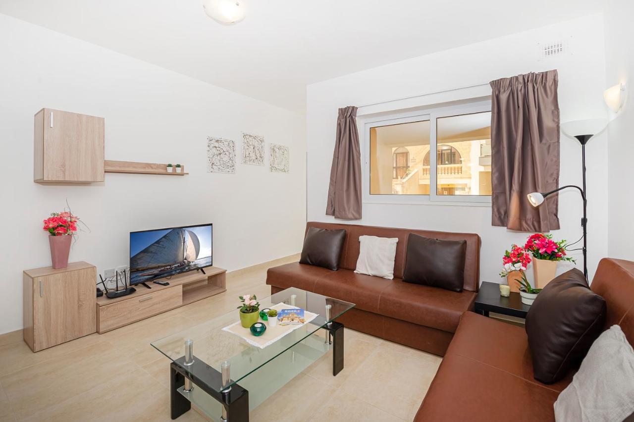Summer Breeze 3 Bedroom Family Maisonette With Sunny Terrace In Mellieha - By Getawaysmalta Екстер'єр фото