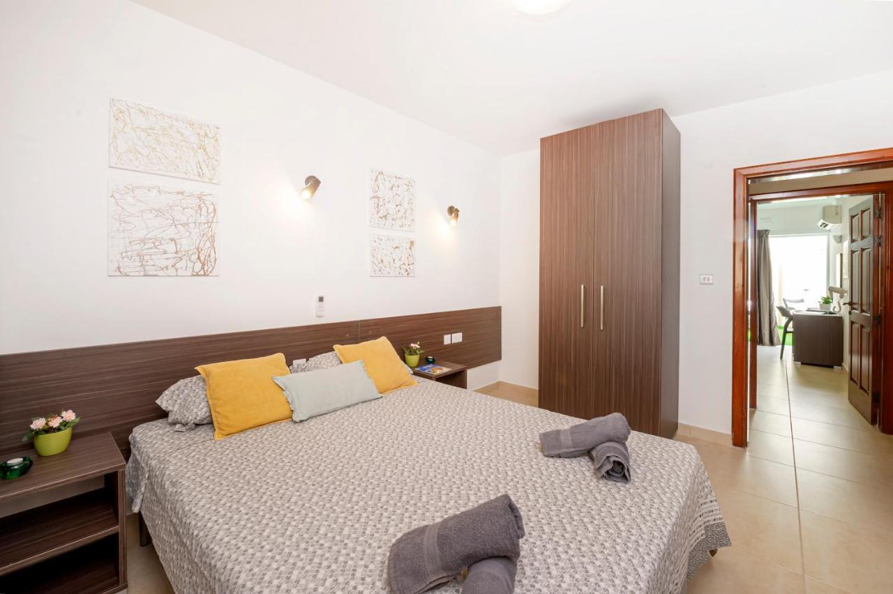 Summer Breeze 3 Bedroom Family Maisonette With Sunny Terrace In Mellieha - By Getawaysmalta Екстер'єр фото