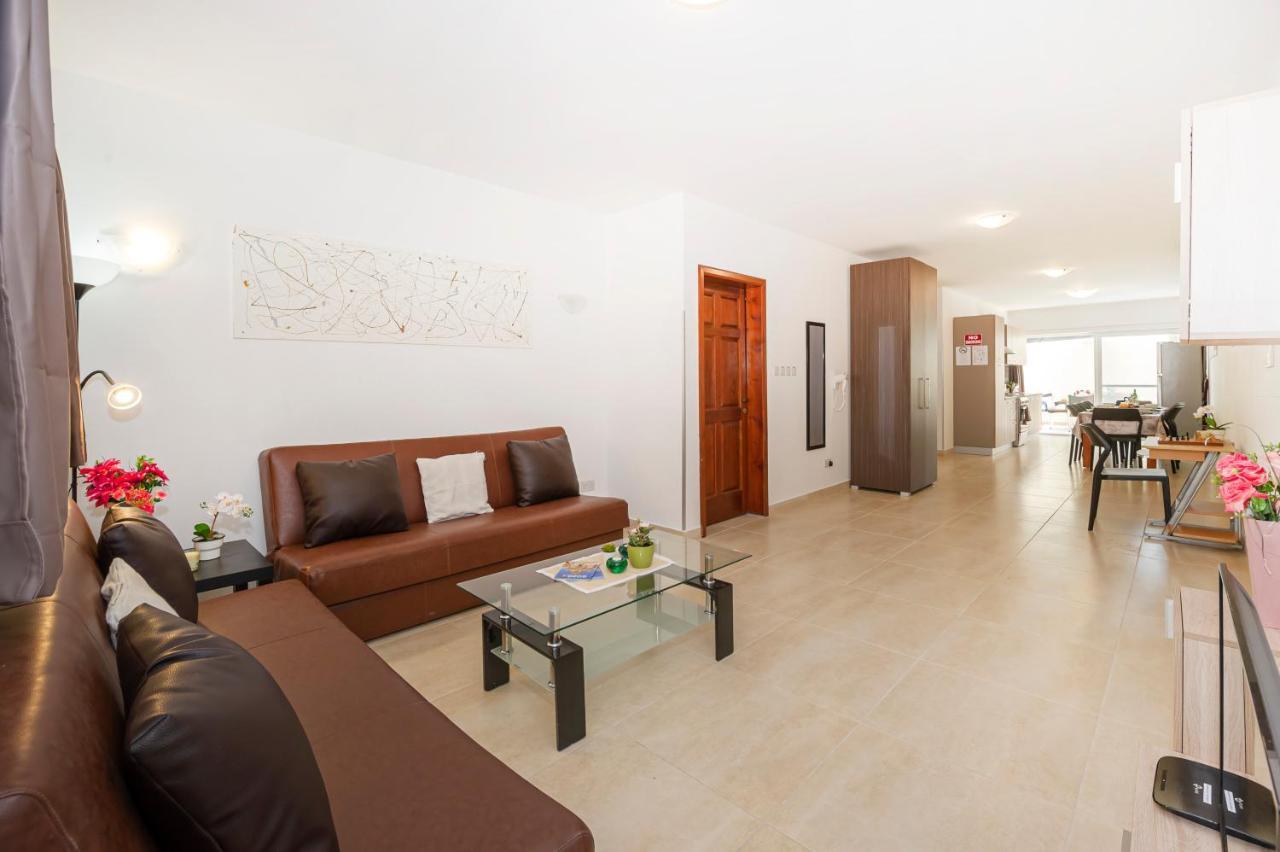 Summer Breeze 3 Bedroom Family Maisonette With Sunny Terrace In Mellieha - By Getawaysmalta Екстер'єр фото