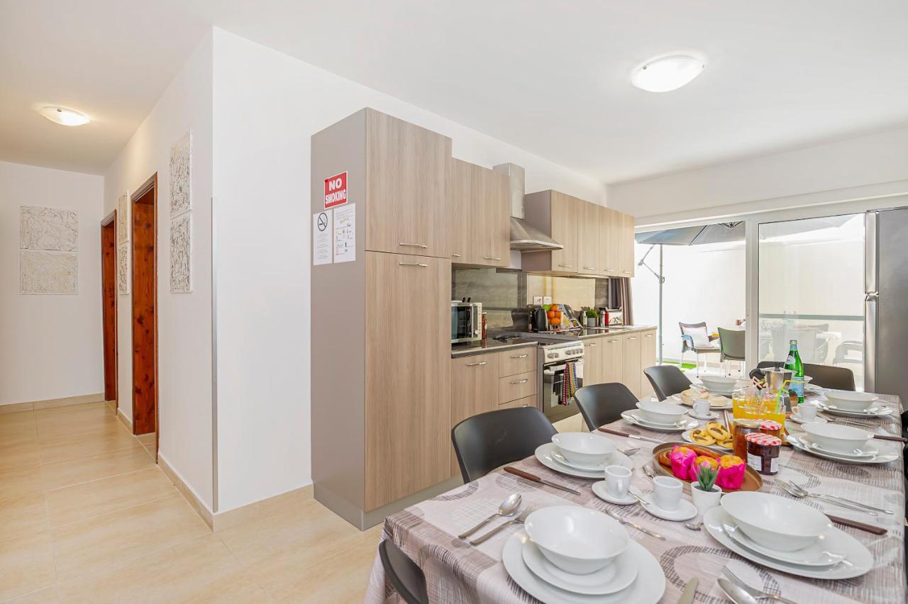 Summer Breeze 3 Bedroom Family Maisonette With Sunny Terrace In Mellieha - By Getawaysmalta Екстер'єр фото