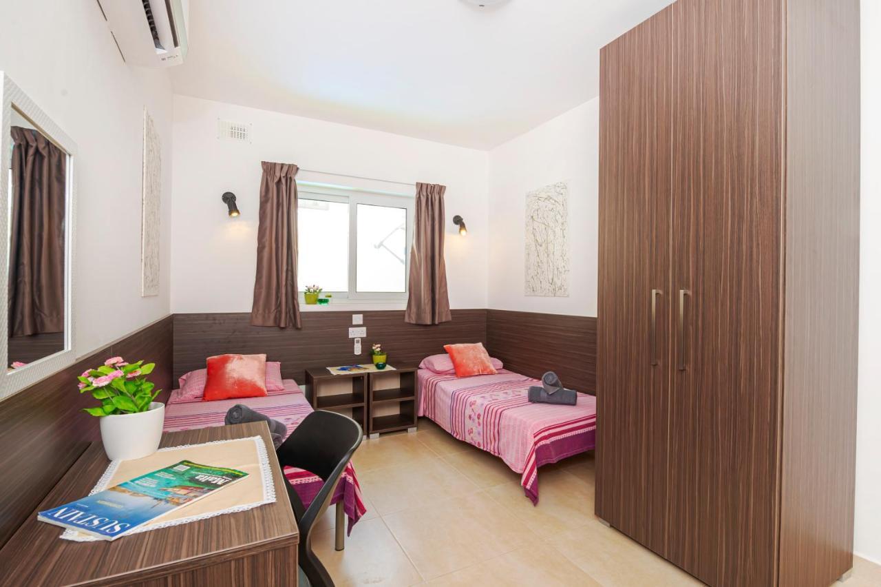 Summer Breeze 3 Bedroom Family Maisonette With Sunny Terrace In Mellieha - By Getawaysmalta Екстер'єр фото