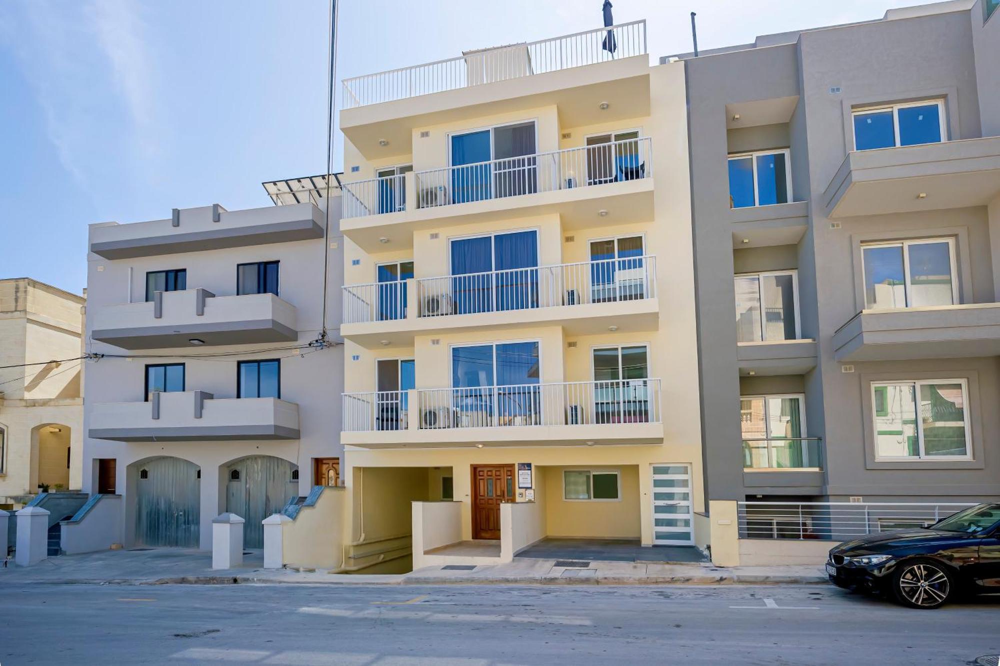 Summer Breeze 3 Bedroom Family Maisonette With Sunny Terrace In Mellieha - By Getawaysmalta Екстер'єр фото
